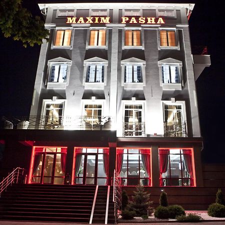 Maxim Pasha Hotel คีชีเนา ภายนอก รูปภาพ